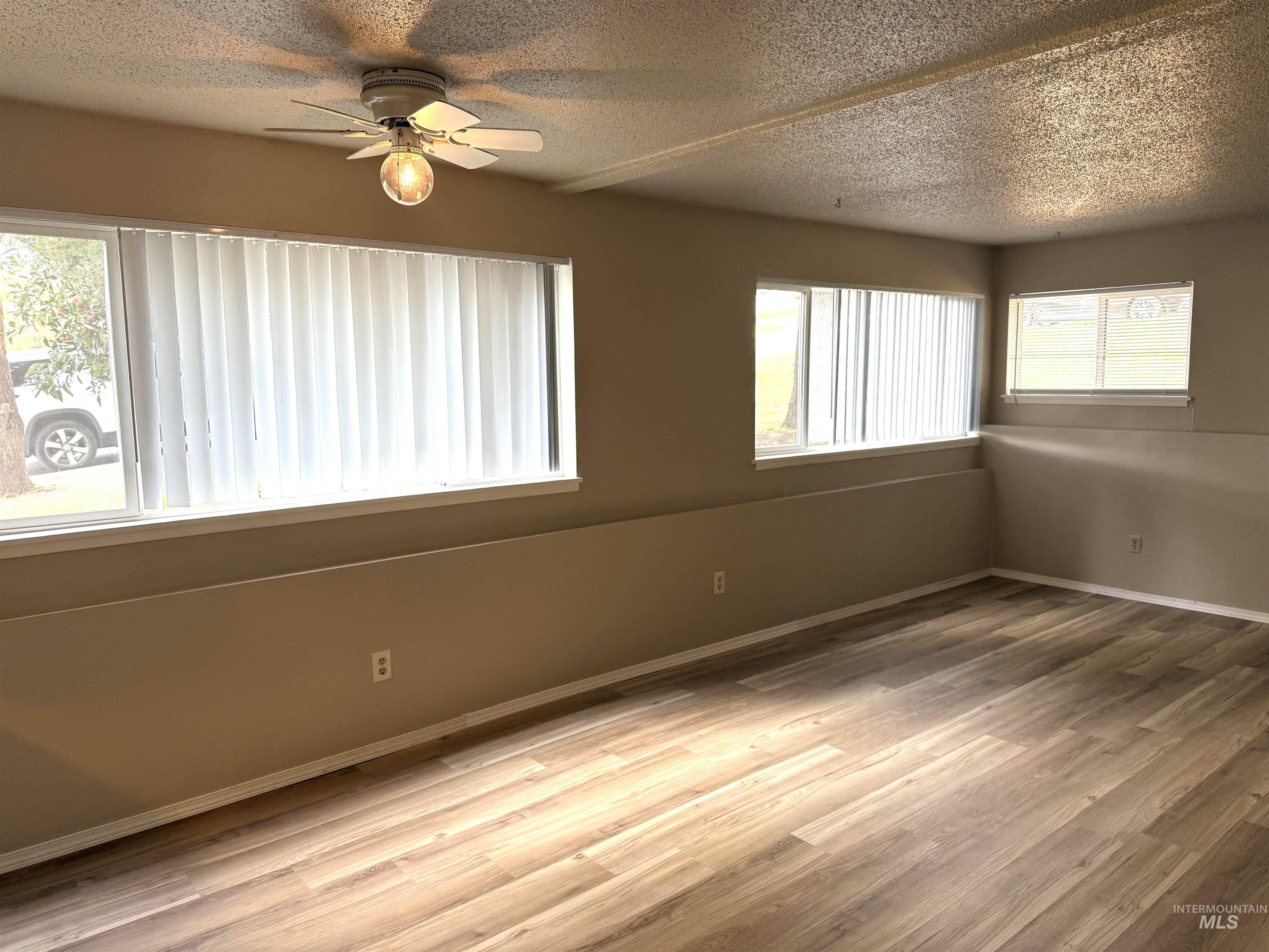 537 E E Street, Moscow, Idaho 83843, 3 Bedrooms, 1 Bathroom, Residential Income For Sale, Price $449,000, 99004114