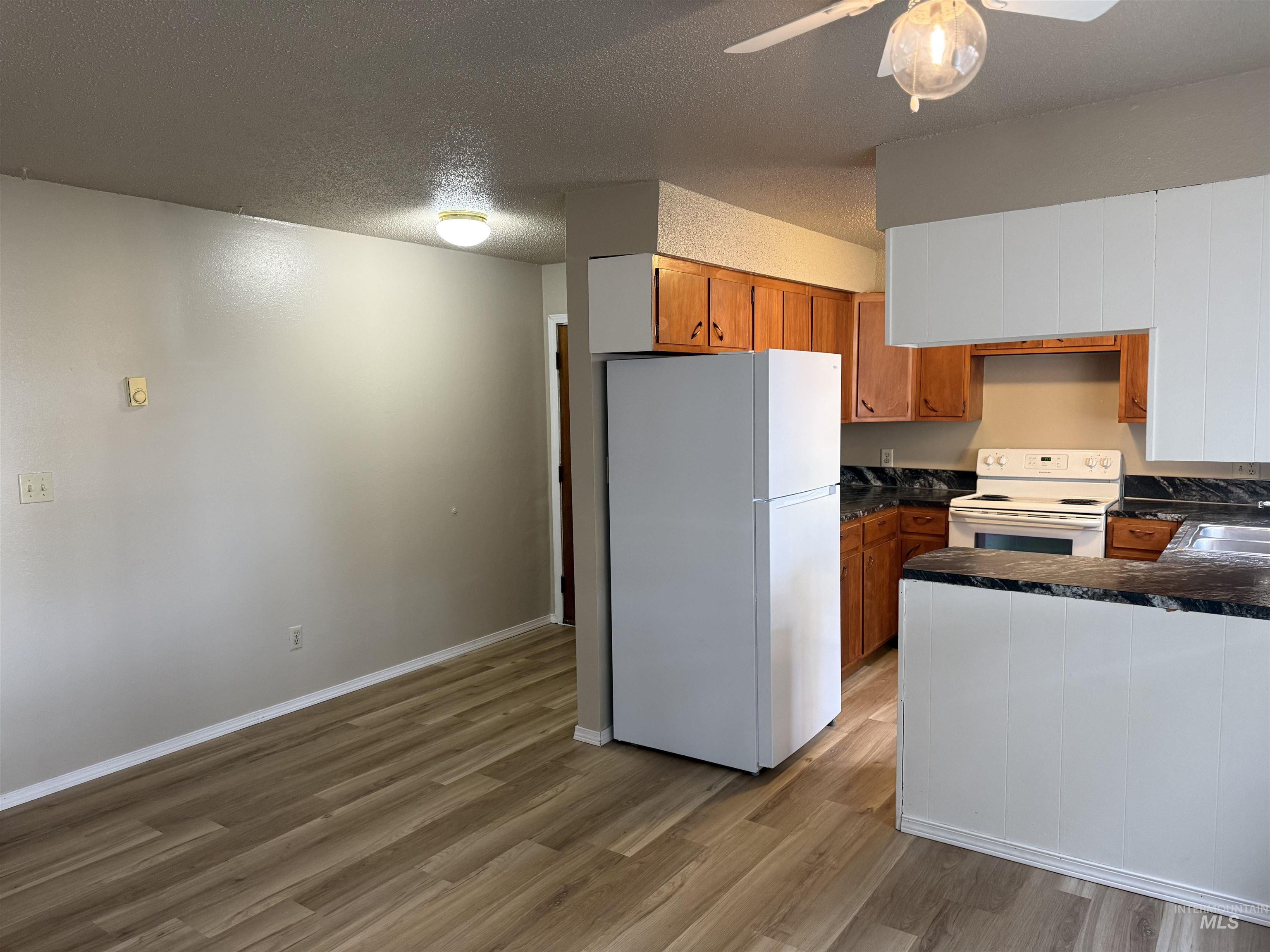 537 E E Street, Moscow, Idaho 83843, 3 Bedrooms, 1 Bathroom, Residential Income For Sale, Price $449,000, 99004114