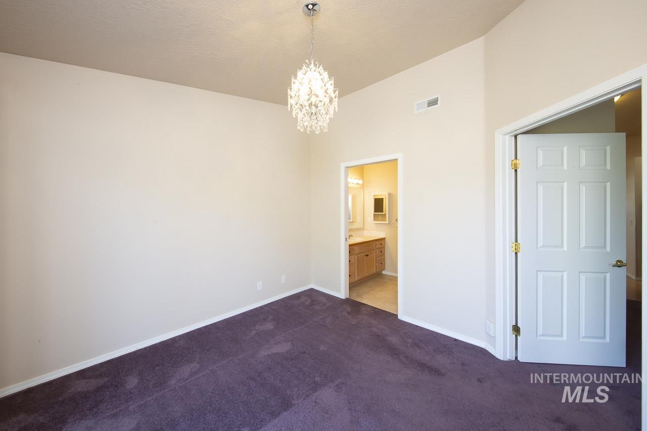 126 E Waterbury Lane, Meridian, Idaho 83646, 2 Bedrooms, 2 Bathrooms, Residential For Sale, Price $292,900,MLS 99004116