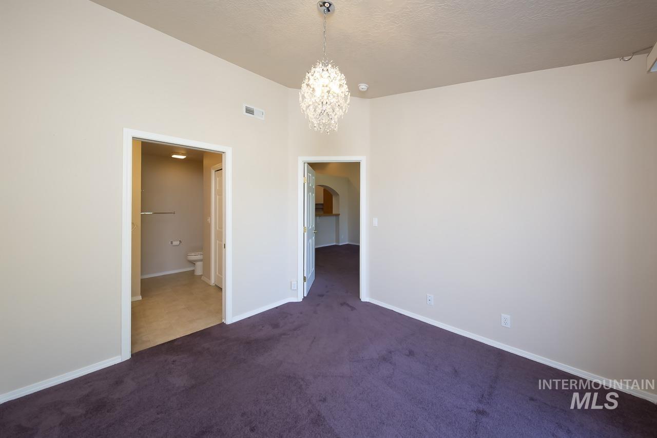 126 E Waterbury Lane, Meridian, Idaho 83646, 2 Bedrooms, 2 Bathrooms, Residential For Sale, Price $292,900,MLS 99004116