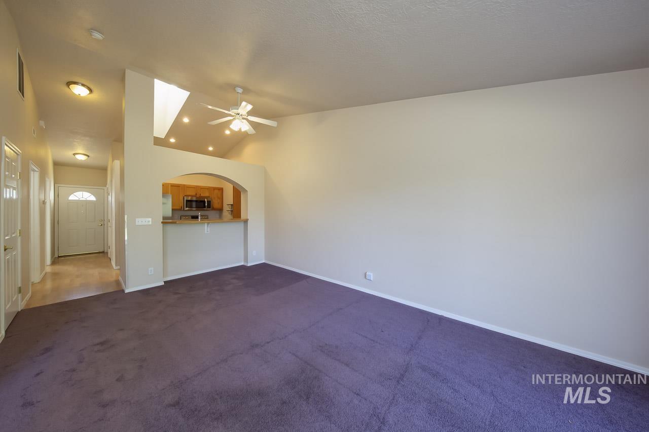 126 E Waterbury Lane, Meridian, Idaho 83646, 2 Bedrooms, 2 Bathrooms, Residential For Sale, Price $292,900,MLS 99004116