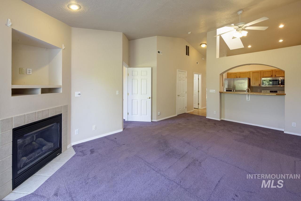 126 E Waterbury Lane, Meridian, Idaho 83646, 2 Bedrooms, 2 Bathrooms, Residential For Sale, Price $292,900,MLS 99004116