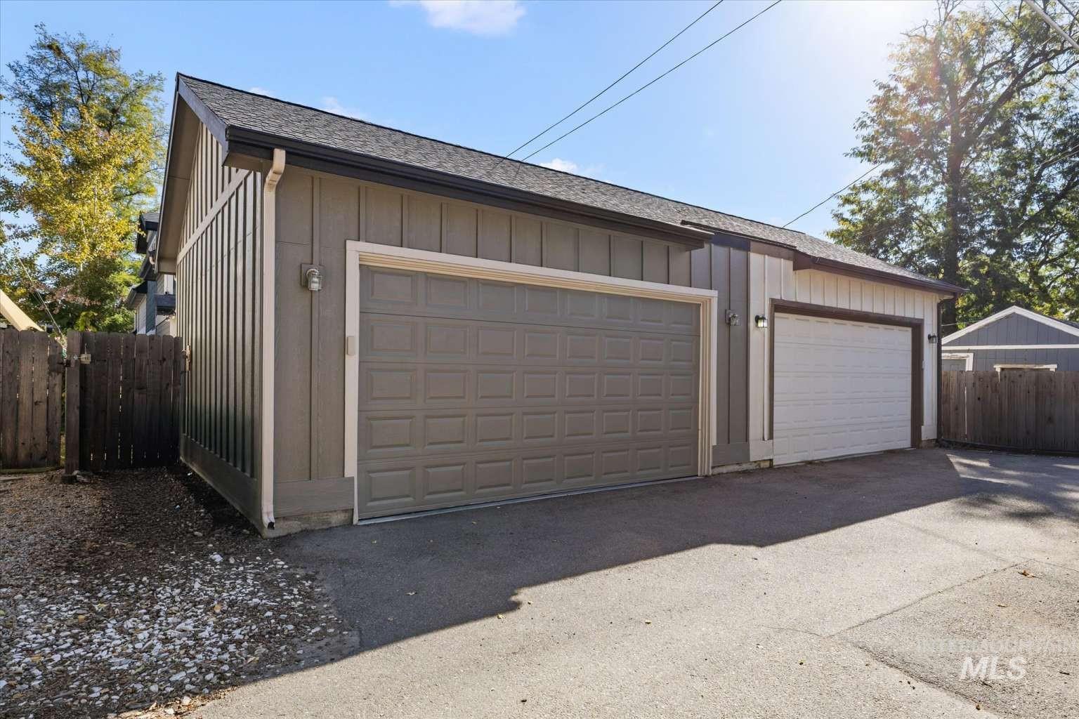 1339 S Division Ave, Boise, Idaho 83706, 3 Bedrooms, 2 Bathrooms, Residential For Sale, Price $615,000,MLS 99004118