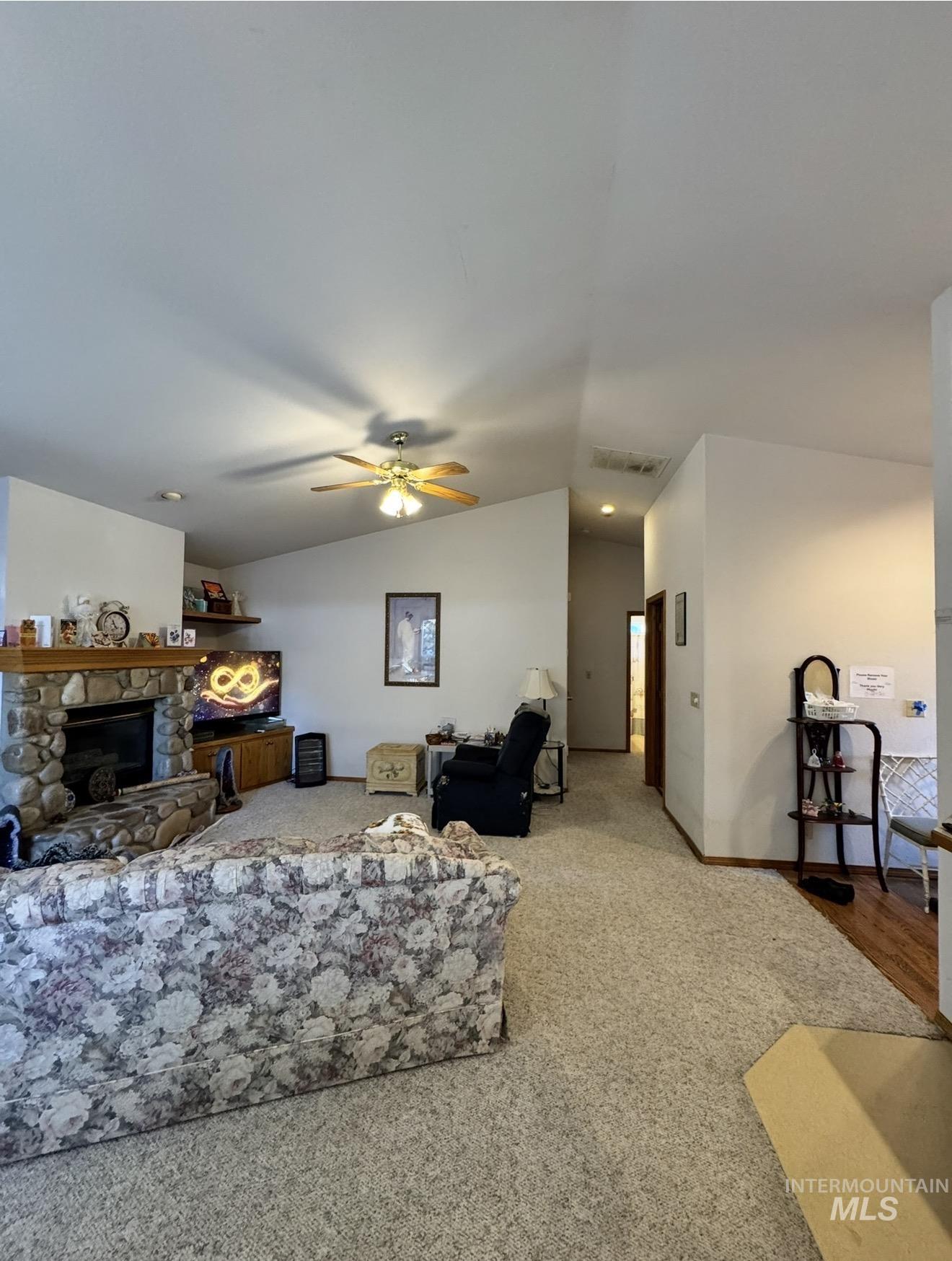7208 N Crewe Ave, Boise, Idaho 83714, 3 Bedrooms, 2 Bathrooms, Residential For Sale, Price $460,000,MLS 99004121