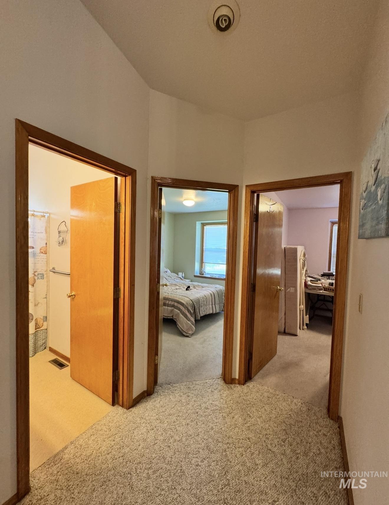 7208 N Crewe Ave, Boise, Idaho 83714, 3 Bedrooms, 2 Bathrooms, Residential For Sale, Price $460,000,MLS 99004121