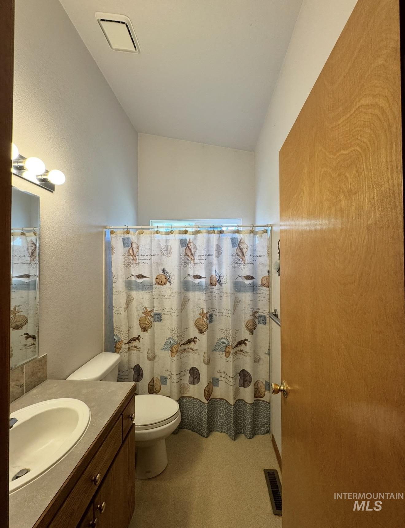 7208 N Crewe Ave, Boise, Idaho 83714, 3 Bedrooms, 2 Bathrooms, Residential For Sale, Price $460,000,MLS 99004121