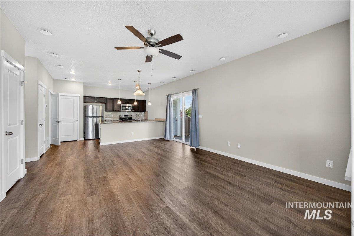 2329 E Spice Loop, Nampa, Idaho 83687, 2 Bedrooms, 2.5 Bathrooms, Residential For Sale, Price $314,900,MLS 99004122