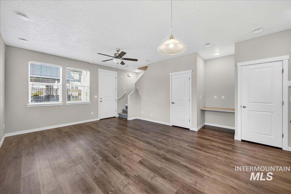 2329 E Spice Loop, Nampa, Idaho 83687, 2 Bedrooms, 2.5 Bathrooms, Residential For Sale, Price $314,900,MLS 99004122