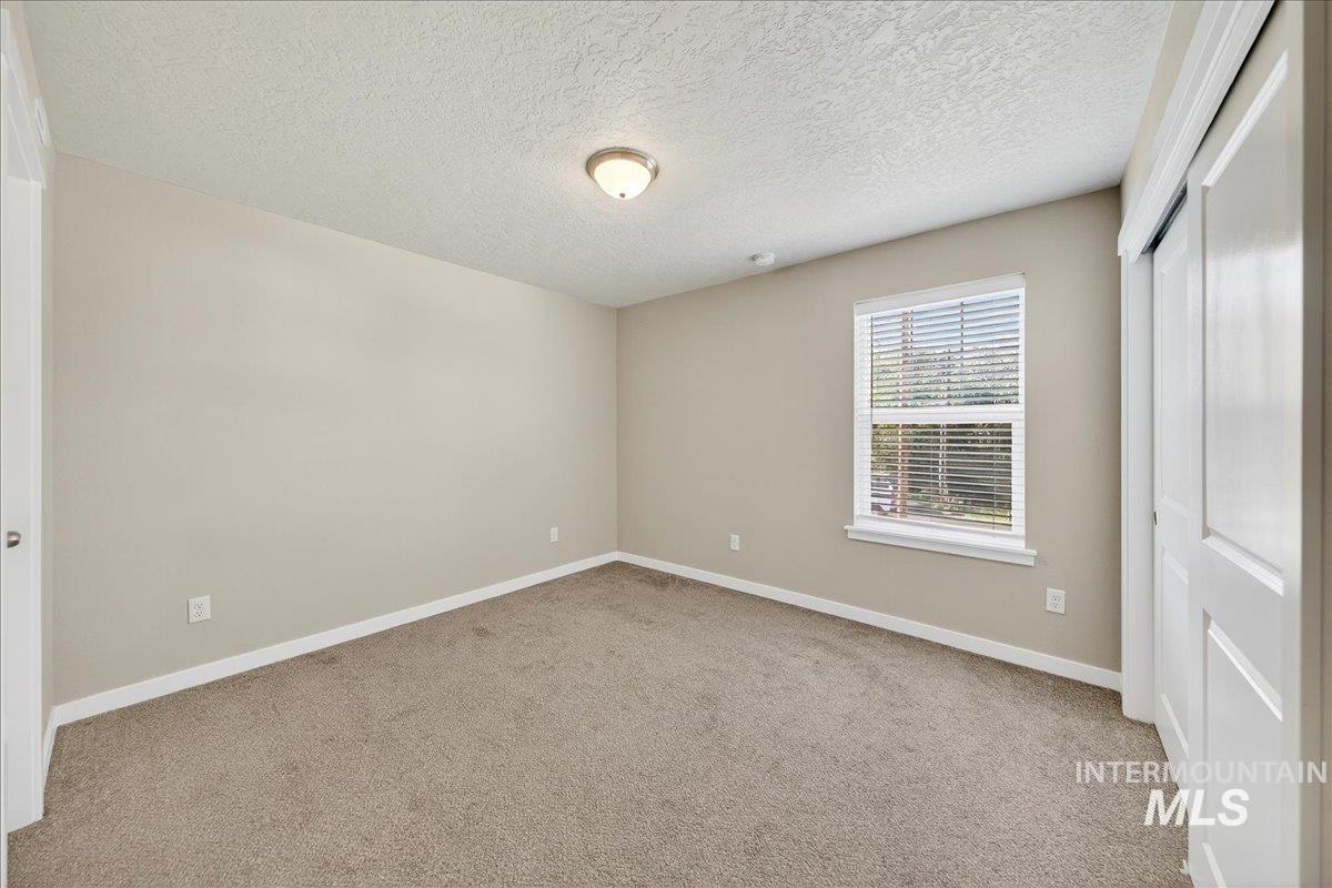 2329 E Spice Loop, Nampa, Idaho 83687, 2 Bedrooms, 2.5 Bathrooms, Residential For Sale, Price $314,900,MLS 99004122