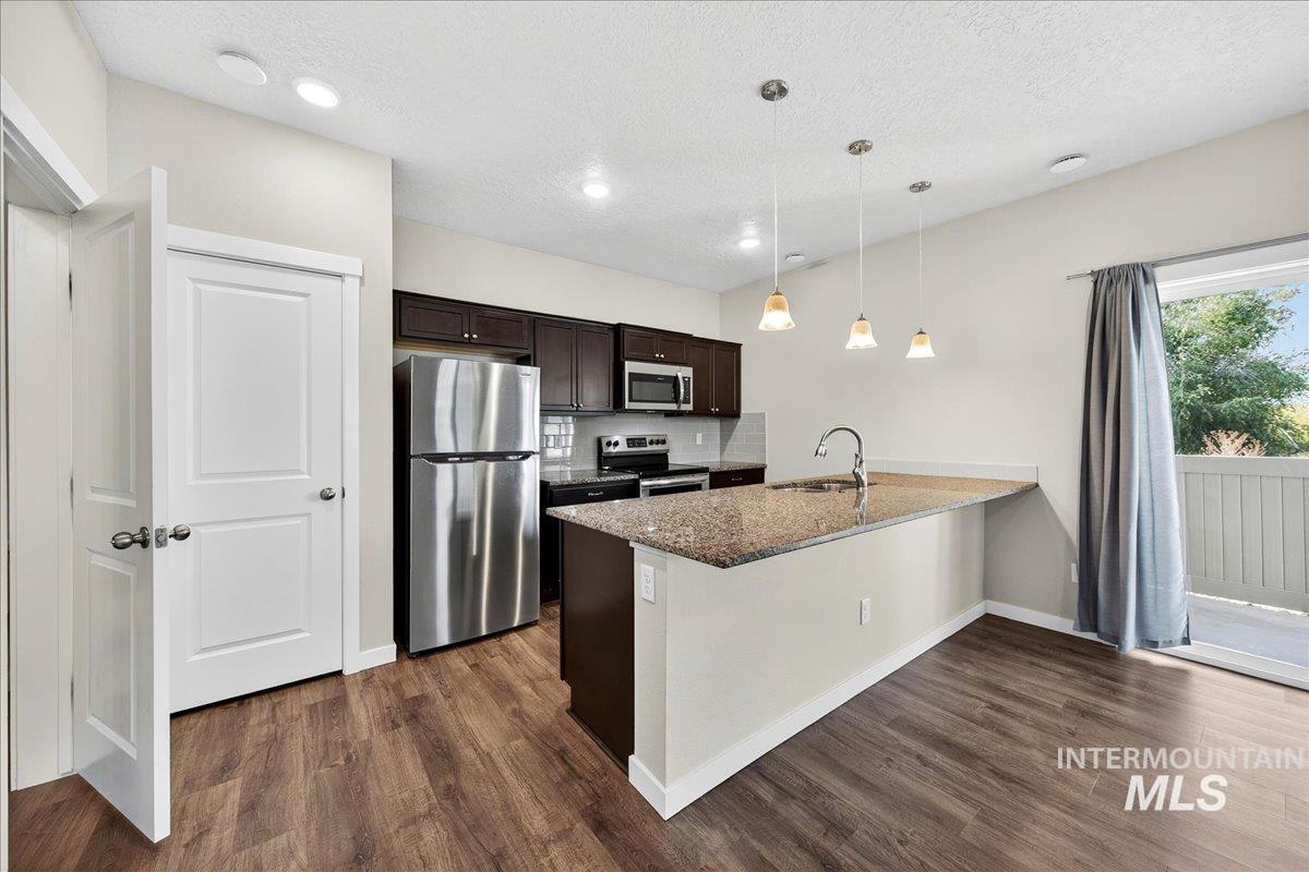 2329 E Spice Loop, Nampa, Idaho 83687, 2 Bedrooms, 2.5 Bathrooms, Residential For Sale, Price $314,900,MLS 99004122