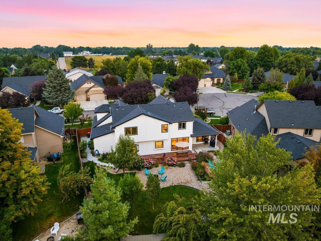 4191 N Heritage Woods Way, Meridian, Idaho 83646, 4 Bedrooms, 3 Bathrooms, Residential For Sale, Price $749,990,MLS 99004132
