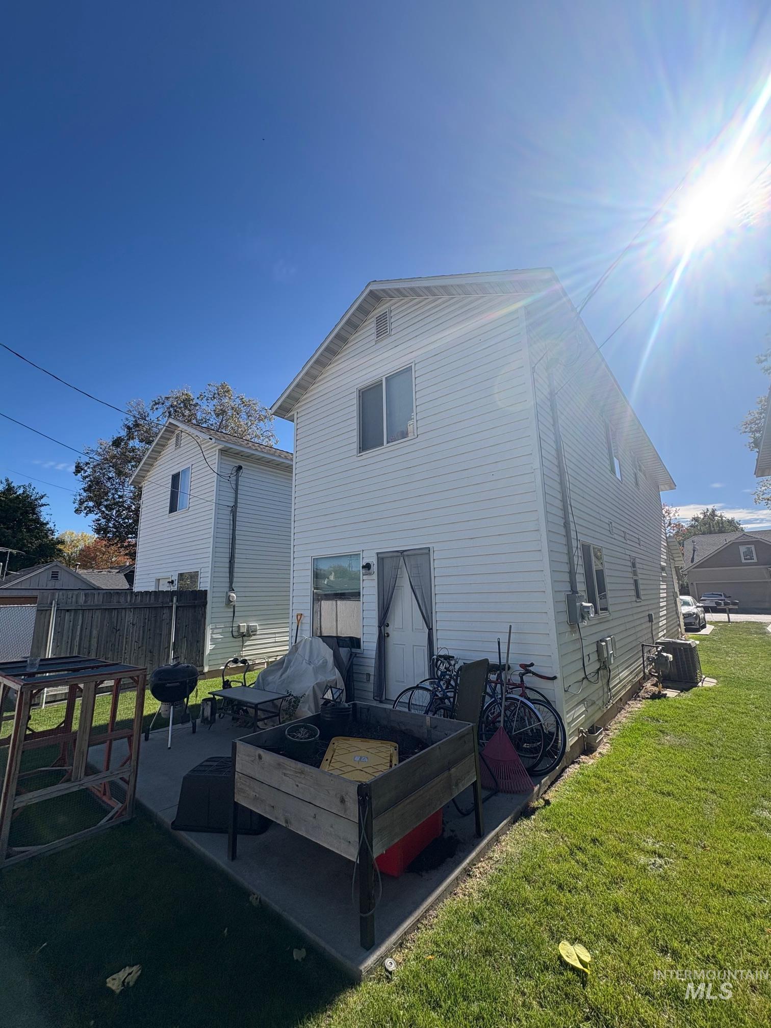 3914 W Dorian Street, Boise, Idaho 83705, 3 Bedrooms, 1.5 Bathrooms, Residential Income For Sale, Price $1,190,000, 99004133