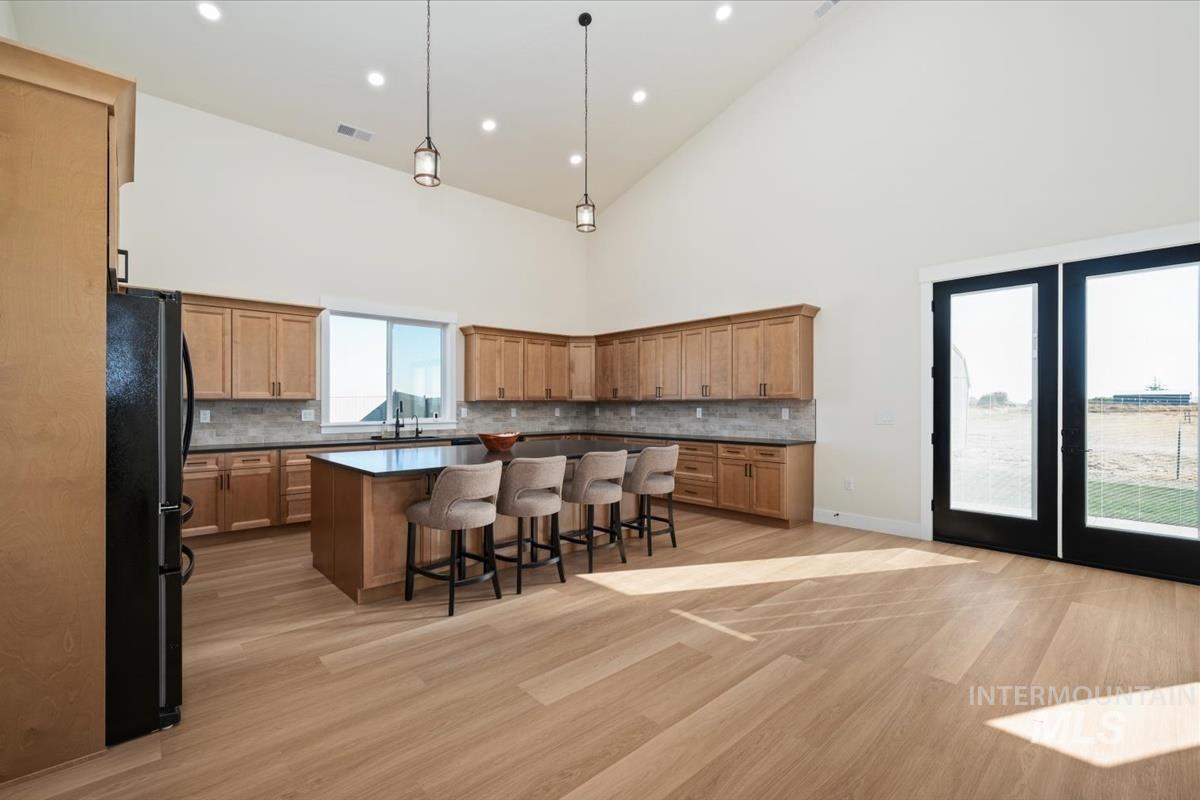 27286 Freezout, Caldwell, Idaho 83607, 6 Bedrooms, 4 Bathrooms, Residential For Sale, Price $1,495,000, 99004140