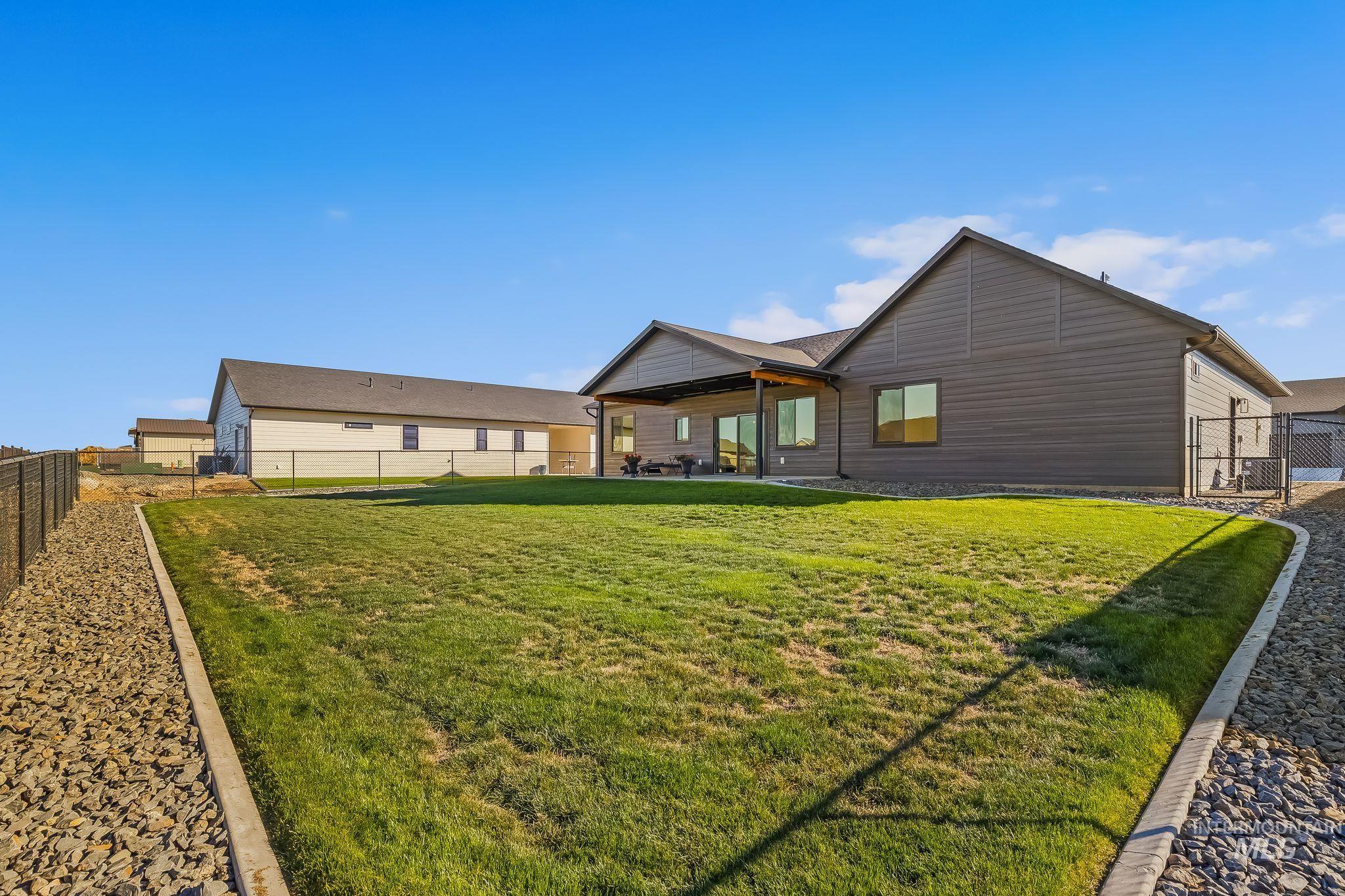 2243 Powers Drive, Lewiston, Idaho 83501, 3 Bedrooms, 2.5 Bathrooms, Residential For Sale, Price $627,500, 99004141