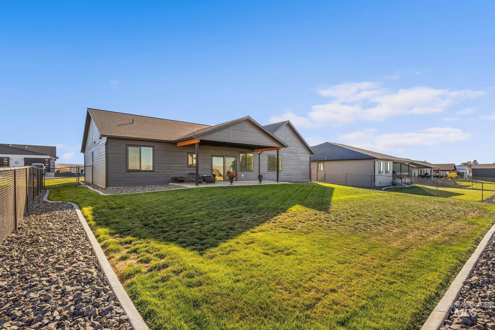 2243 Powers Drive, Lewiston, Idaho 83501, 3 Bedrooms, 2.5 Bathrooms, Residential For Sale, Price $627,500, 99004141
