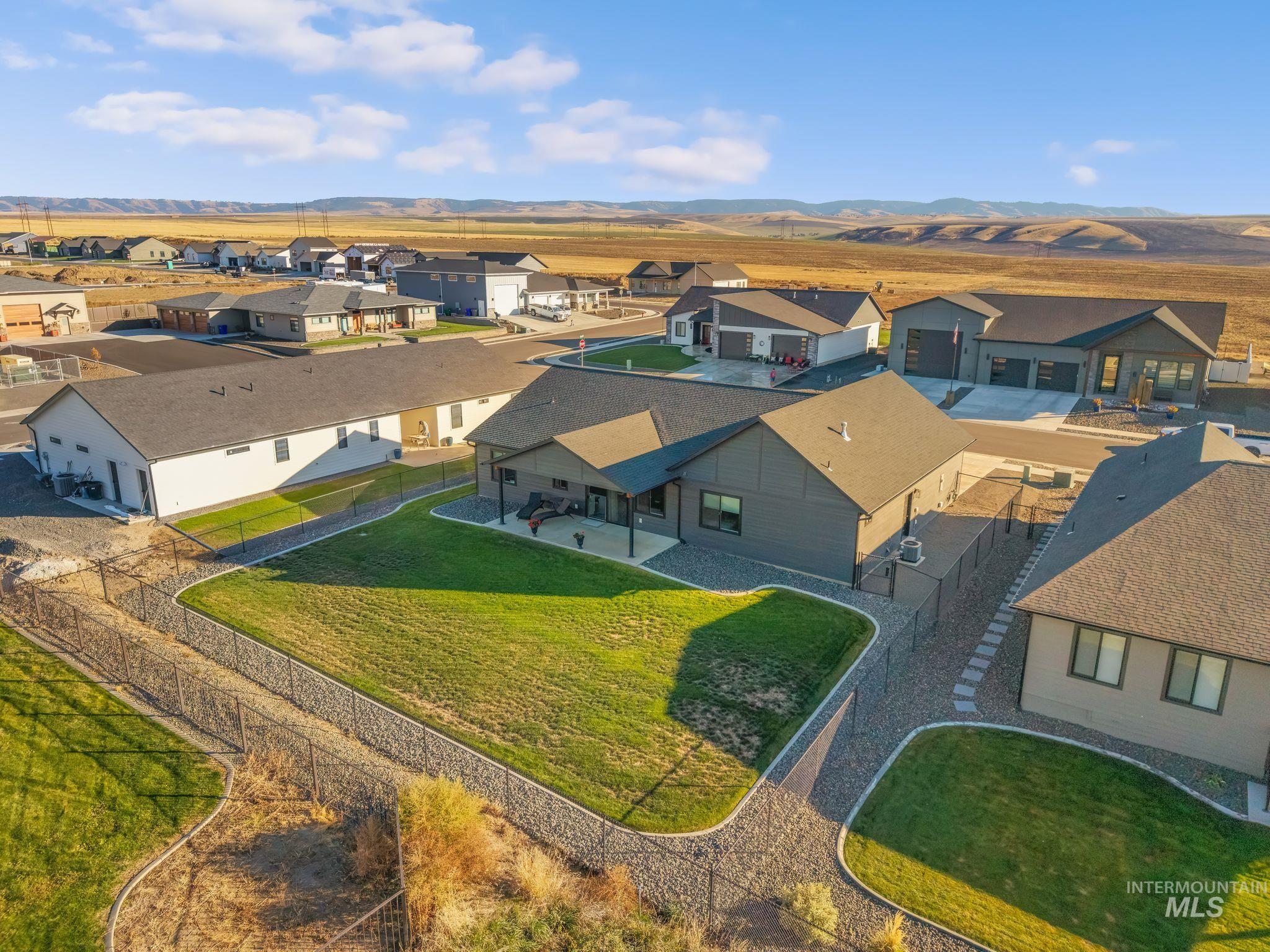 2243 Powers Drive, Lewiston, Idaho 83501, 3 Bedrooms, 2.5 Bathrooms, Residential For Sale, Price $627,500, 99004141