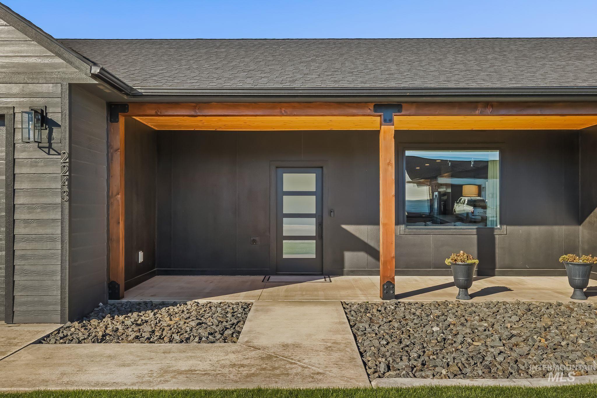 2243 Powers Drive, Lewiston, Idaho 83501, 3 Bedrooms, 2.5 Bathrooms, Residential For Sale, Price $627,500, 99004141