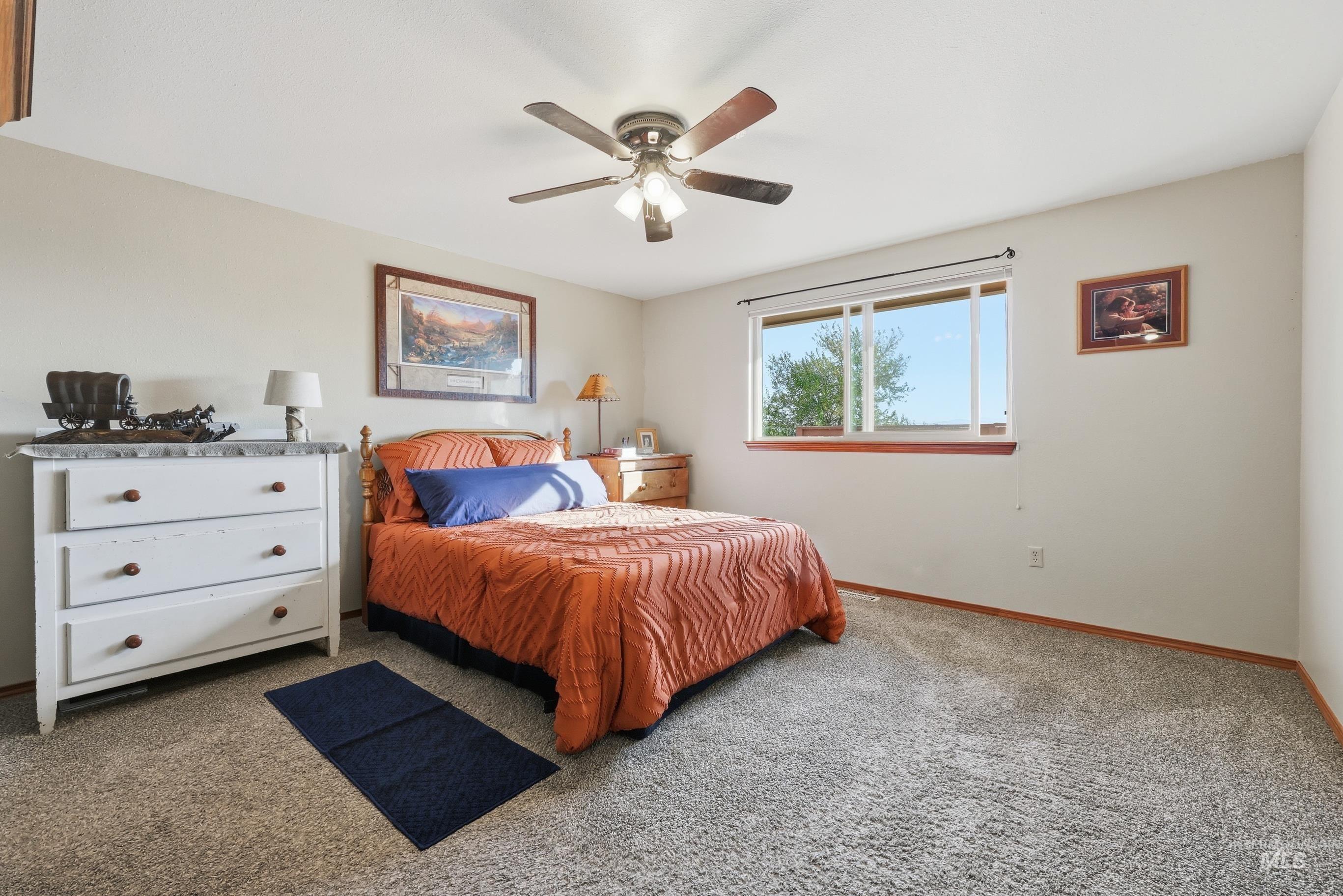 21270 Whittier Dr, Greenleaf, Idaho 83626, 3 Bedrooms, 4 Bathrooms, Residential For Sale, Price $409,900,MLS 99004142