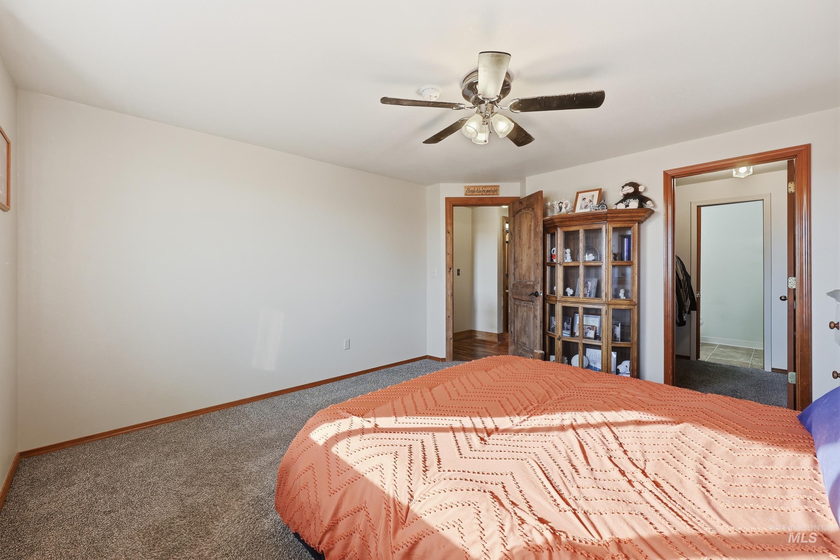 21270 Whittier Dr, Greenleaf, Idaho 83626, 3 Bedrooms, 4 Bathrooms, Residential For Sale, Price $409,900,MLS 99004142
