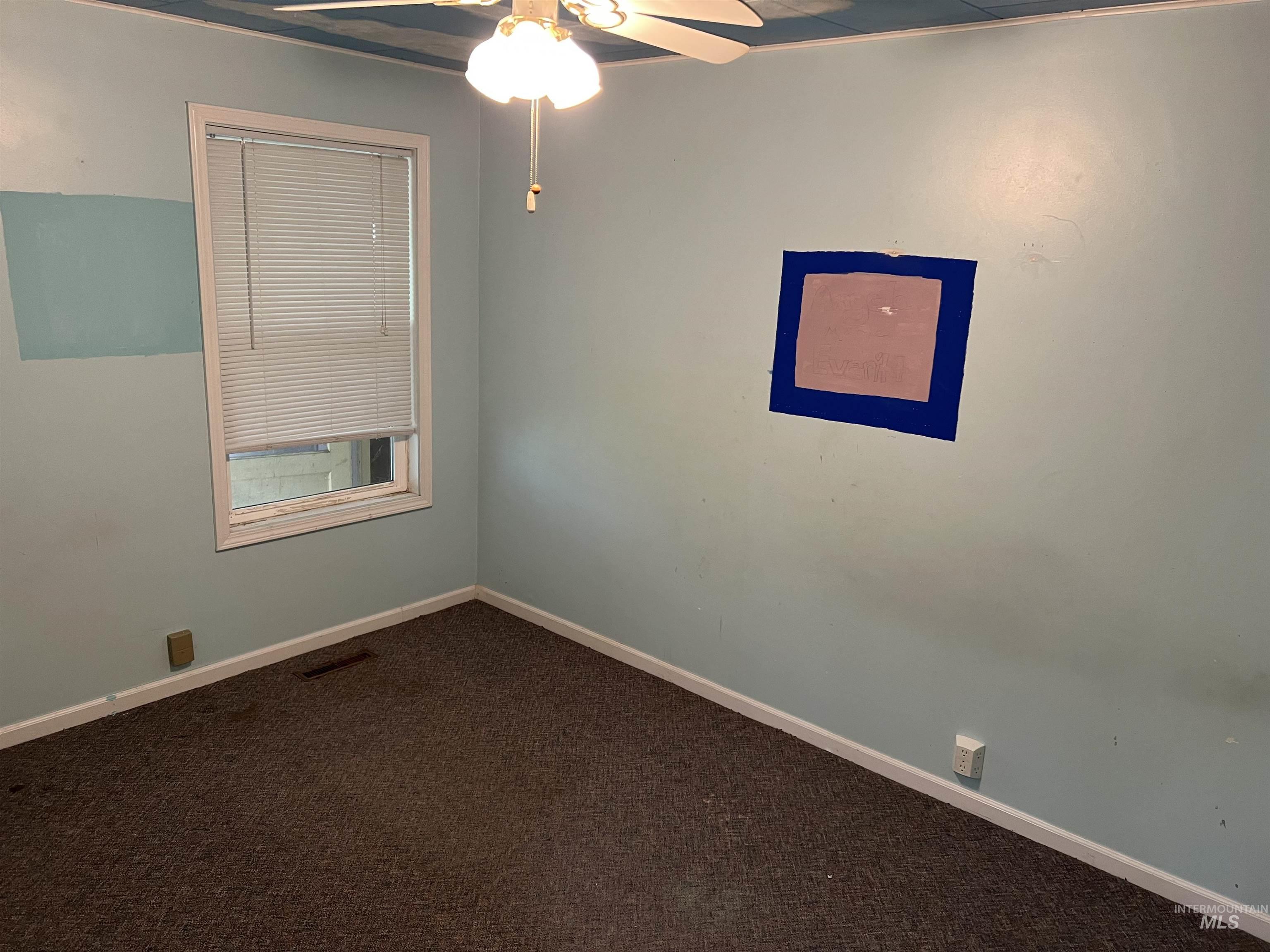 712 Park Ave, Lewiston, Idaho 83501, 4 Bedrooms, 1 Bathroom, Residential For Sale, Price $280,000,MLS 99004145