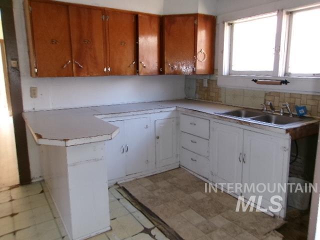 510 E 3rd St, Emmett, Idaho 83617, 3 Bedrooms, 1 Bathroom, Residential For Sale, Price $175,000, 99004147