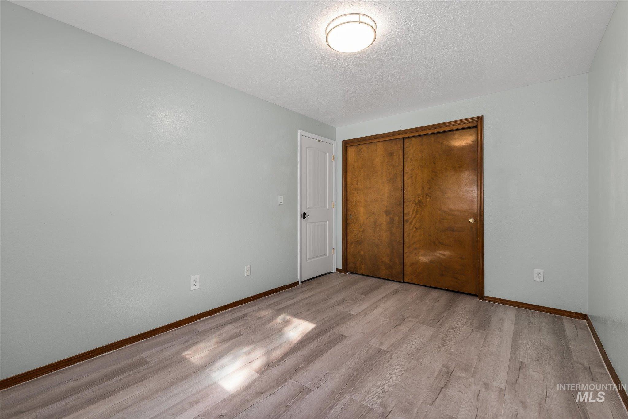 7568 W War Bonnet Dr, Boise, Idaho 83709, 3 Bedrooms, 2 Bathrooms, Residential For Sale, Price $439,900, 99004148