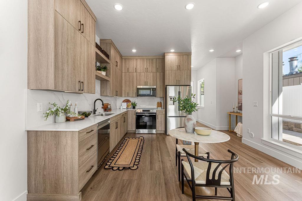 2810 W Bannock St Unit #2, Boise, Idaho 83702, 2 Bedrooms, 2.5 Bathrooms, Residential For Sale, Price $555,000, 99004149
