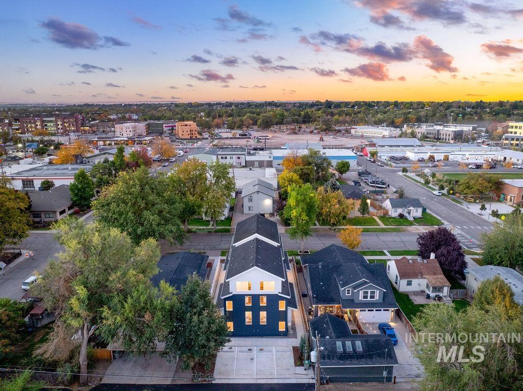 2810 W Bannock St Unit #2, Boise, Idaho 83702, 2 Bedrooms, 2.5 Bathrooms, Residential For Sale, Price $555,000, 99004149