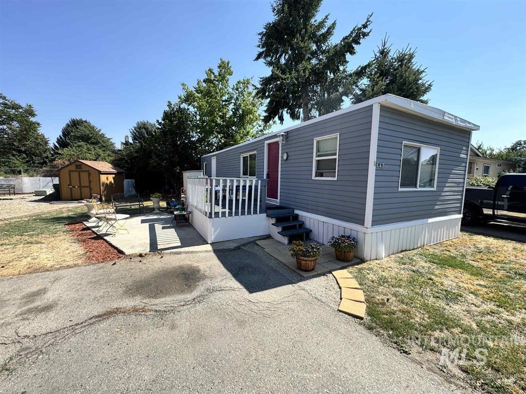 8647 W Antelope, Boise, Idaho 83704, 2 Bedrooms, 1 Bathroom, Residential For Sale, Price $45,000,MLS 99004151
