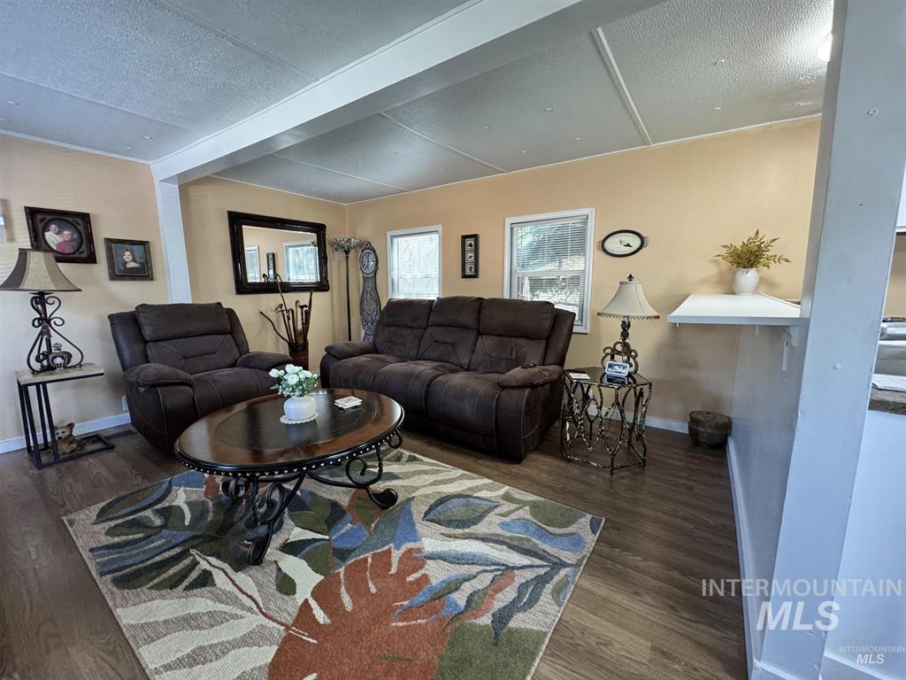 8647 W Antelope, Boise, Idaho 83704, 2 Bedrooms, 1 Bathroom, Residential For Sale, Price $45,000,MLS 99004151