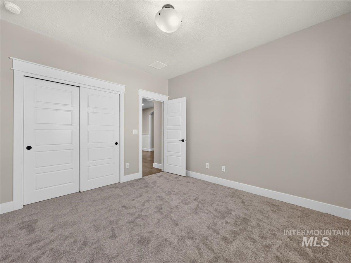 10187 W Purple Ash Dr., Star, Idaho 83669, 3 Bedrooms, 2 Bathrooms, Residential For Sale, Price $759,000, 99004154