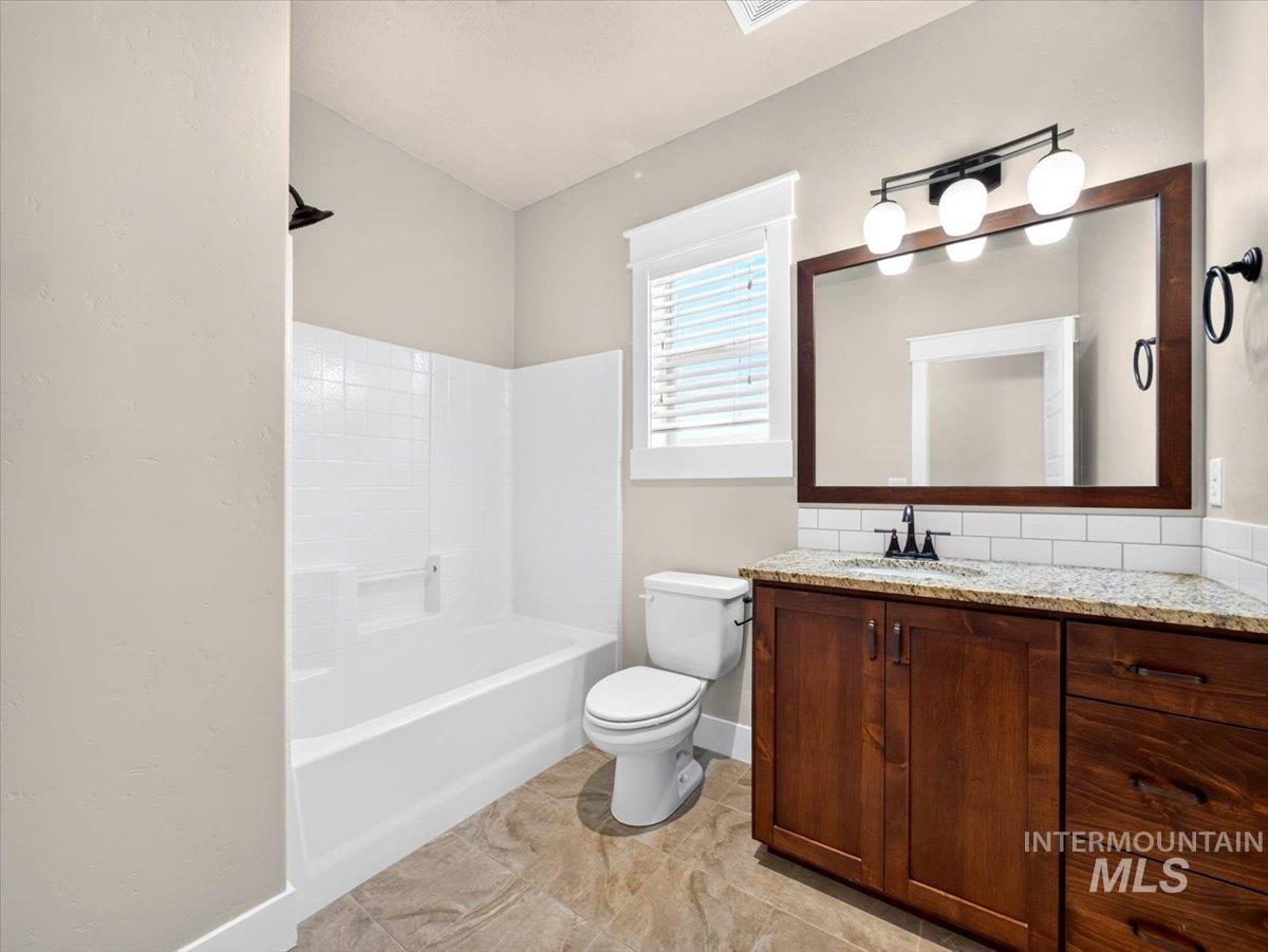 10187 W Purple Ash Dr., Star, Idaho 83669, 3 Bedrooms, 2 Bathrooms, Residential For Sale, Price $759,000, 99004154