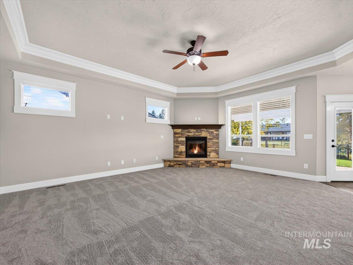 10187 W Purple Ash Dr., Star, Idaho 83669, 3 Bedrooms, 2 Bathrooms, Residential For Sale, Price $759,000, 99004154