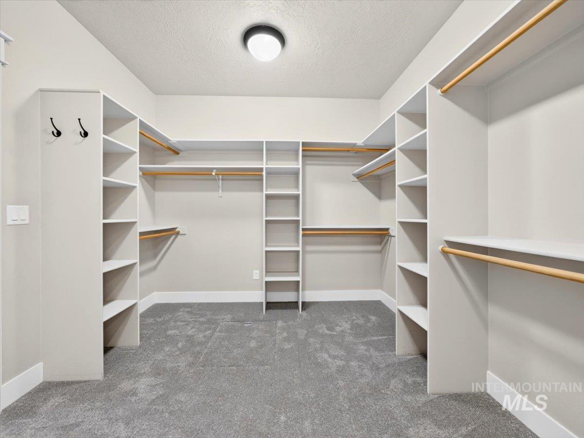 10187 W Purple Ash Dr., Star, Idaho 83669, 3 Bedrooms, 2 Bathrooms, Residential For Sale, Price $759,000, 99004154