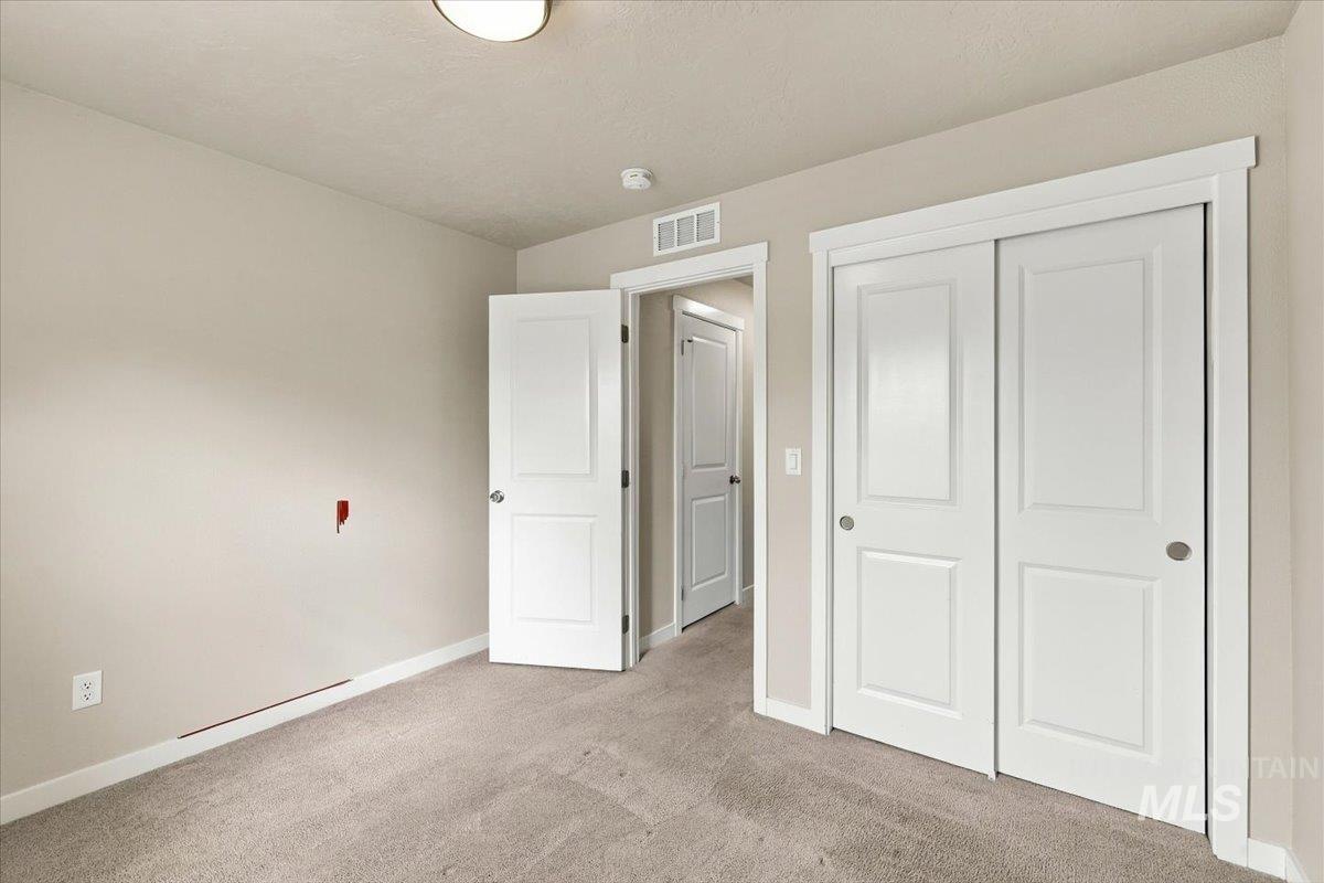 10874 Armuth St., Caldwell, Idaho 83605, 3 Bedrooms, 2 Bathrooms, Residential For Sale, Price $375,000,MLS 99004155