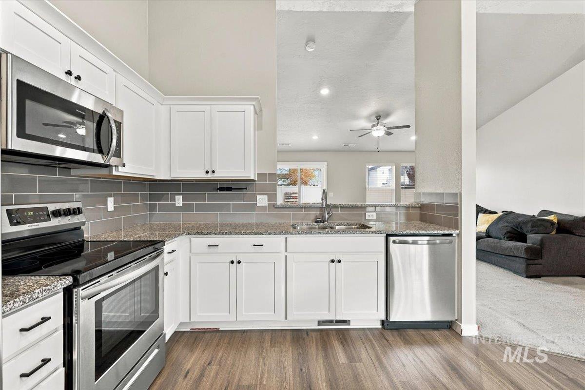 10874 Armuth St., Caldwell, Idaho 83605, 3 Bedrooms, 2 Bathrooms, Residential For Sale, Price $375,000,MLS 99004155