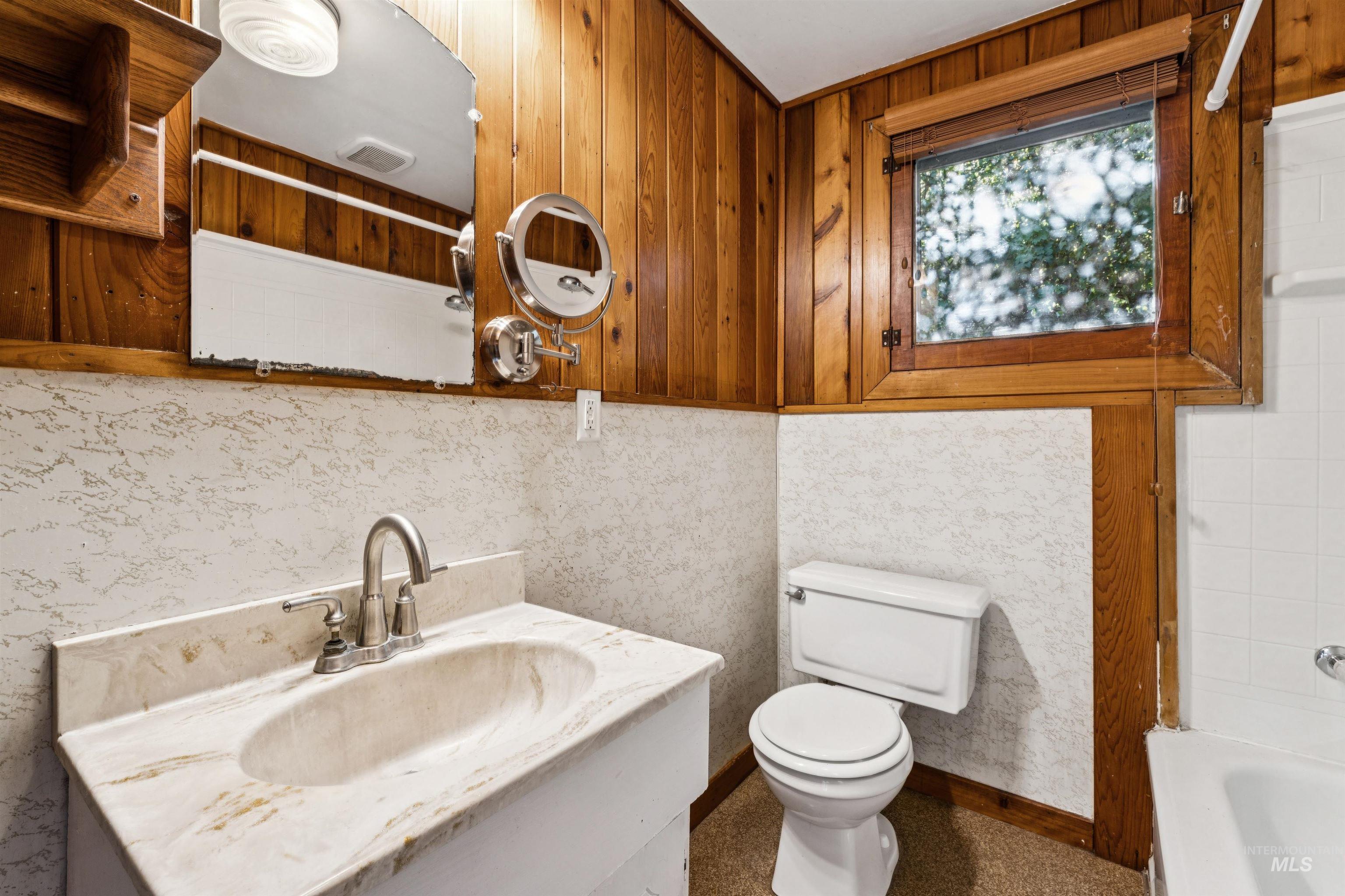 320 6th Ave S, Nampa, Idaho 83651, 2 Bedrooms, 1 Bathroom, Residential For Sale, Price $315,000,MLS 99004159