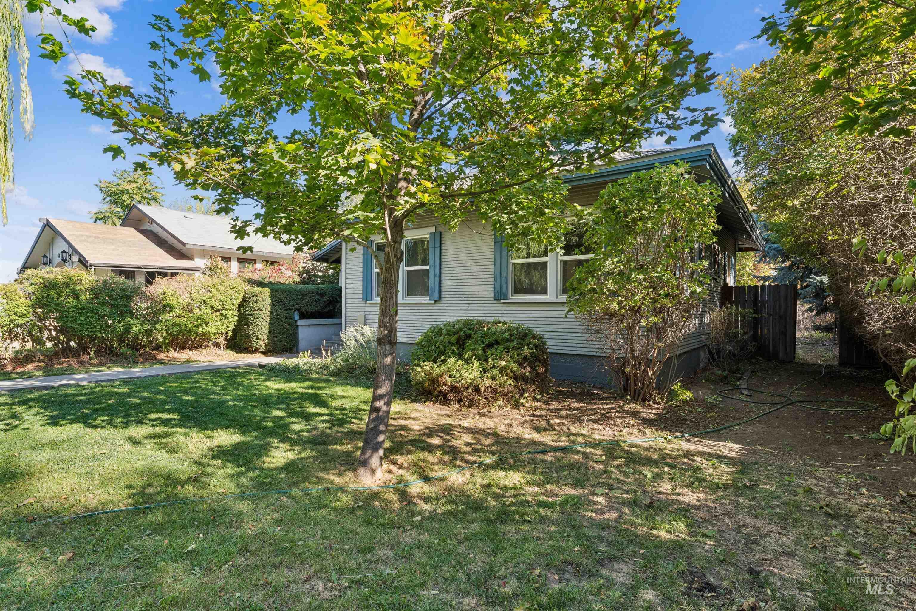 320 6th Ave S, Nampa, Idaho 83651, 2 Bedrooms, 1 Bathroom, Residential For Sale, Price $315,000,MLS 99004159