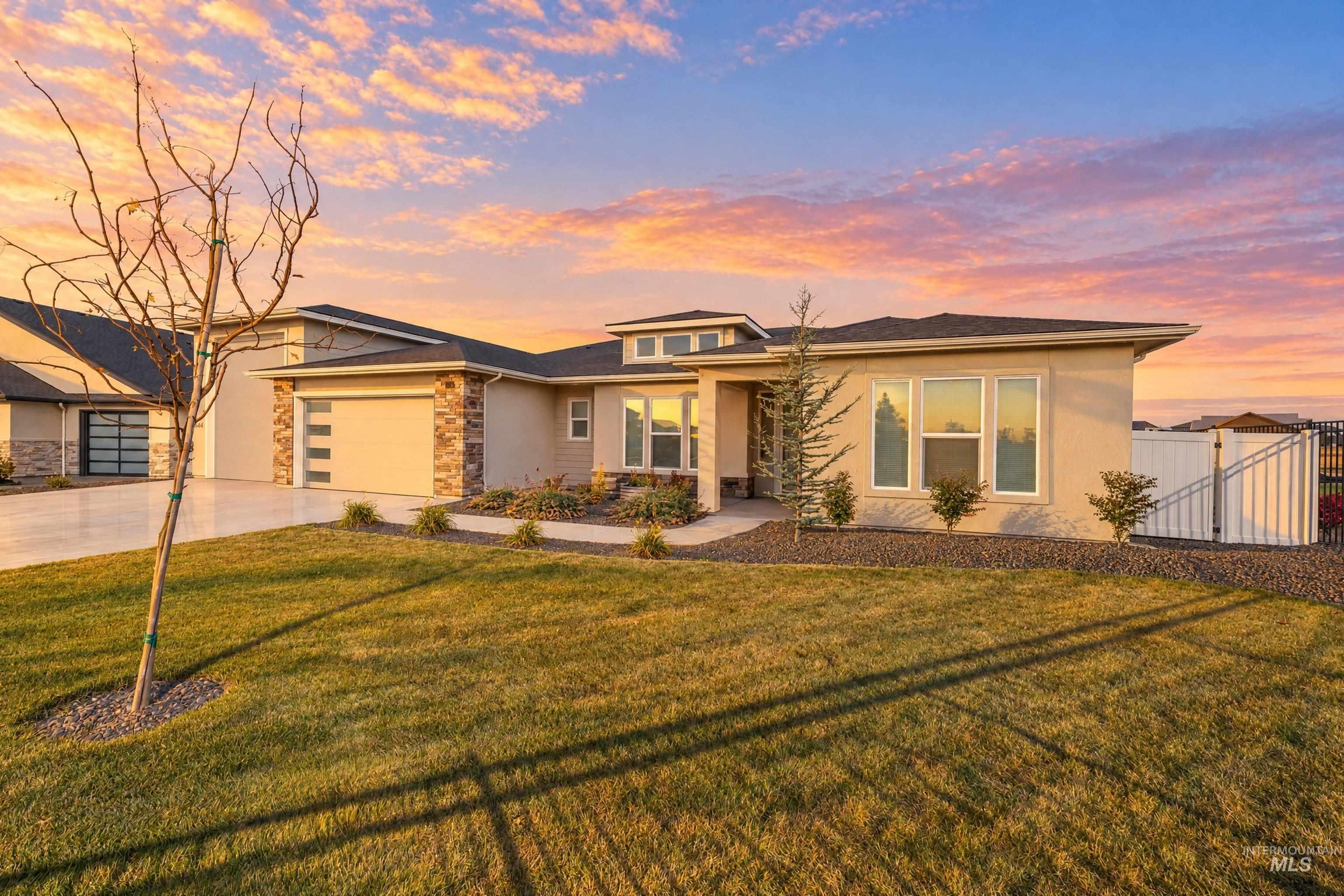 644 E Jarvis Ct., Meridian, Idaho 83642, 3 Bedrooms, 2.5 Bathrooms, Residential For Sale, Price $919,900,MLS 99004162