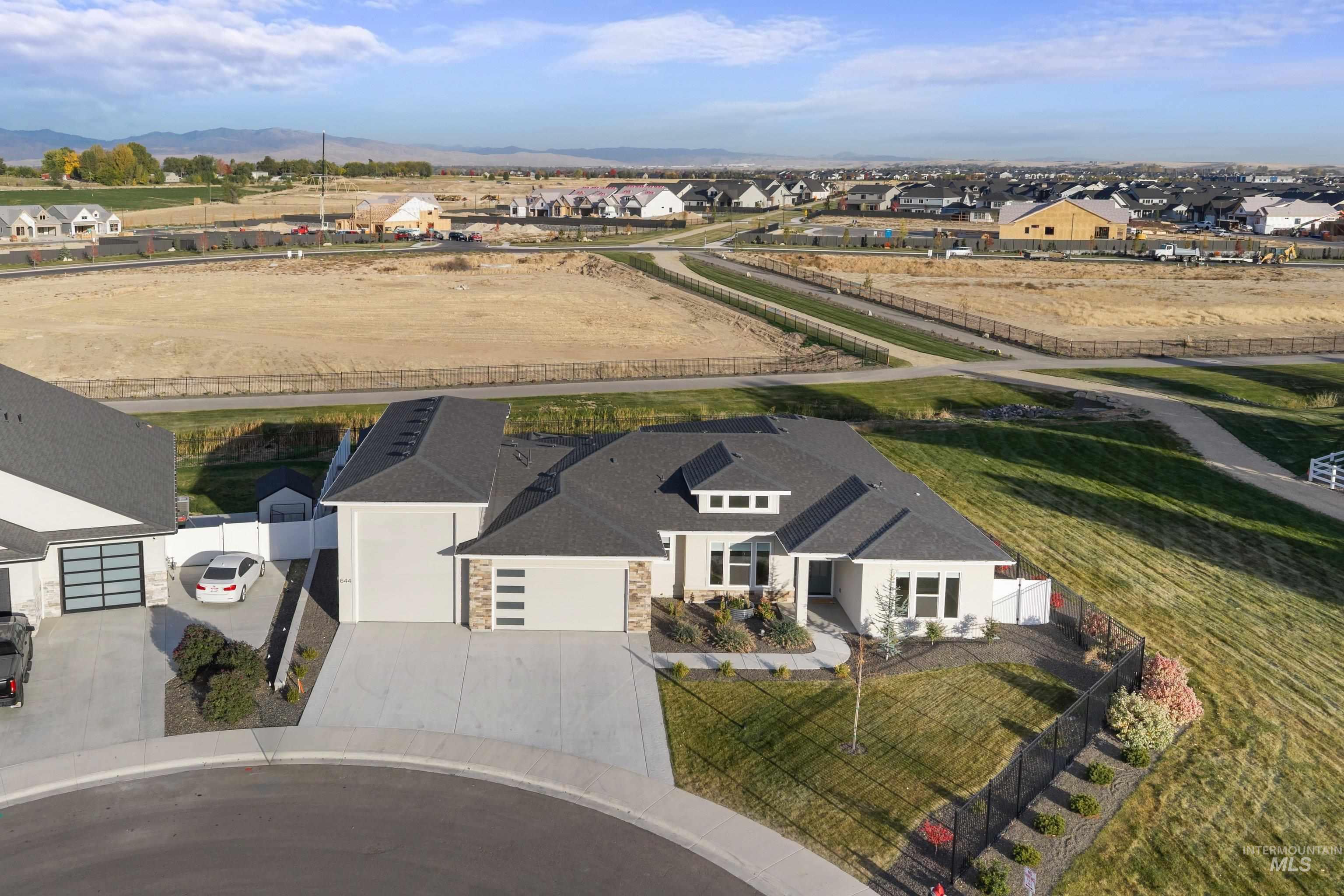 644 E Jarvis Ct., Meridian, Idaho 83642, 3 Bedrooms, 2.5 Bathrooms, Residential For Sale, Price $919,900,MLS 99004162