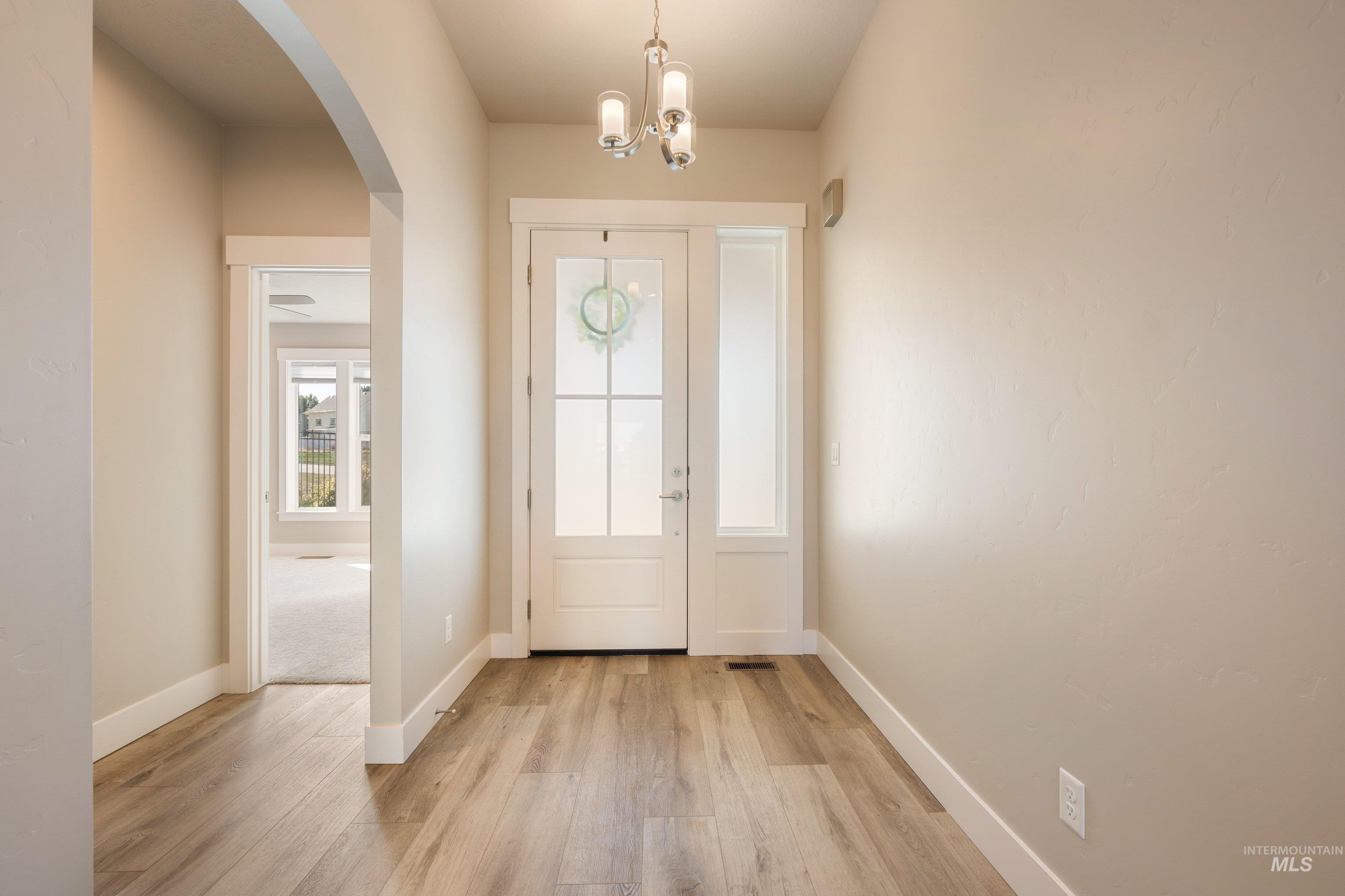 644 E Jarvis Ct., Meridian, Idaho 83642, 3 Bedrooms, 2.5 Bathrooms, Residential For Sale, Price $919,900,MLS 99004162