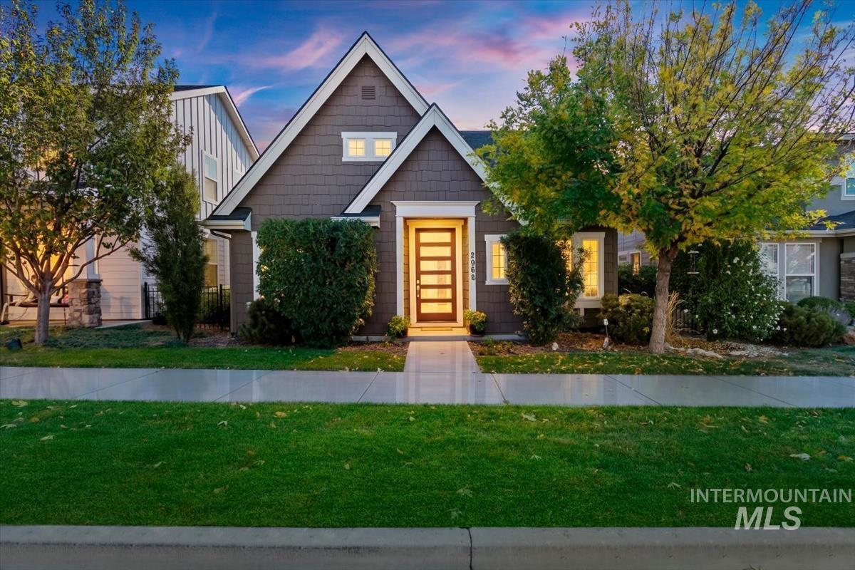 2966 S S Shadywood Way, Boise, Idaho 83716, 3 Bedrooms, 2.5 Bathrooms, Residential For Sale, Price $910,800,MLS 99004165