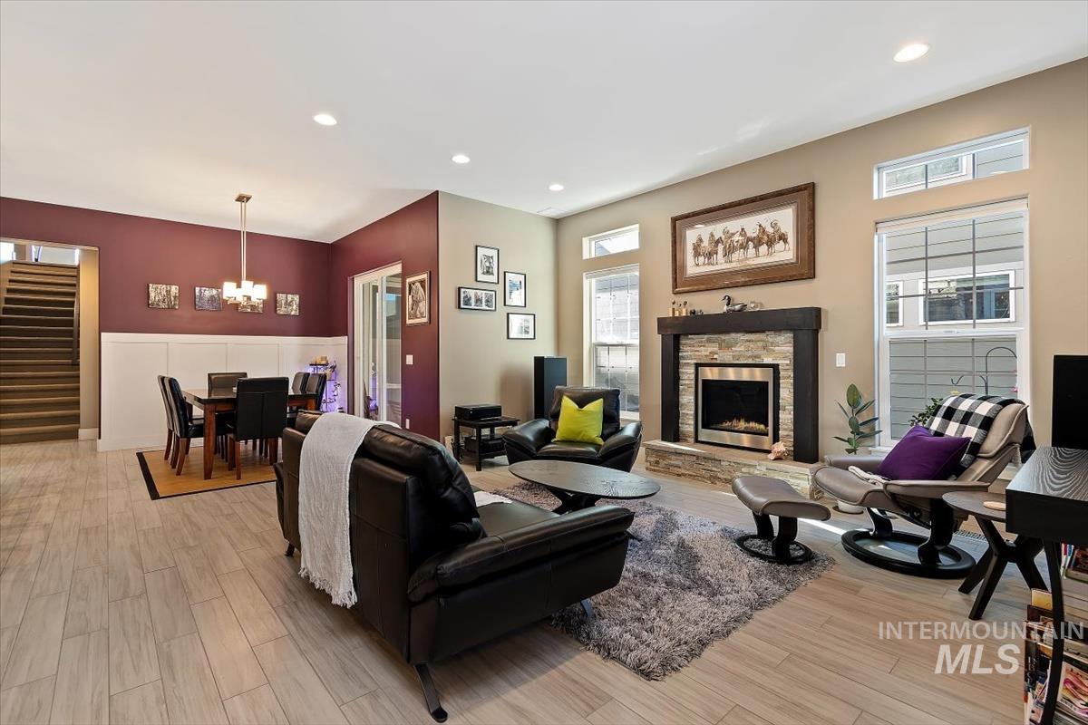 2966 S S Shadywood Way, Boise, Idaho 83716, 3 Bedrooms, 2.5 Bathrooms, Residential For Sale, Price $910,800,MLS 99004165