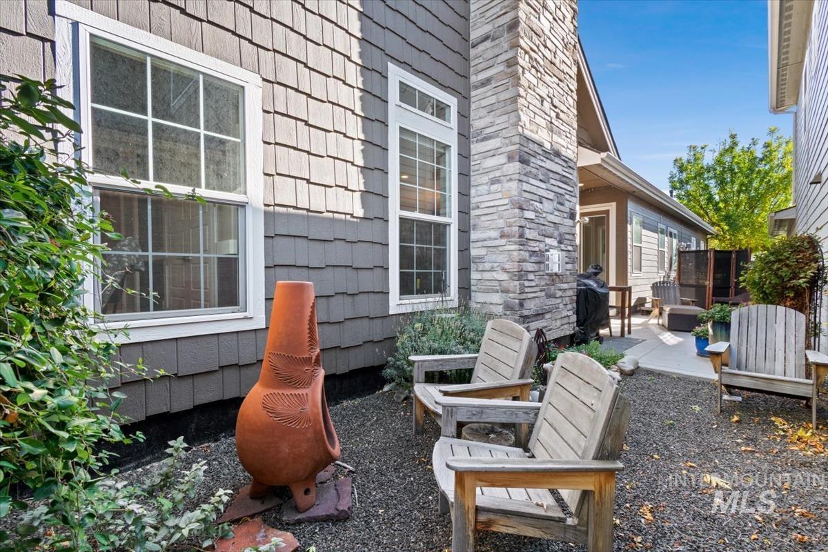2966 S S Shadywood Way, Boise, Idaho 83716, 3 Bedrooms, 2.5 Bathrooms, Residential For Sale, Price $910,800,MLS 99004165