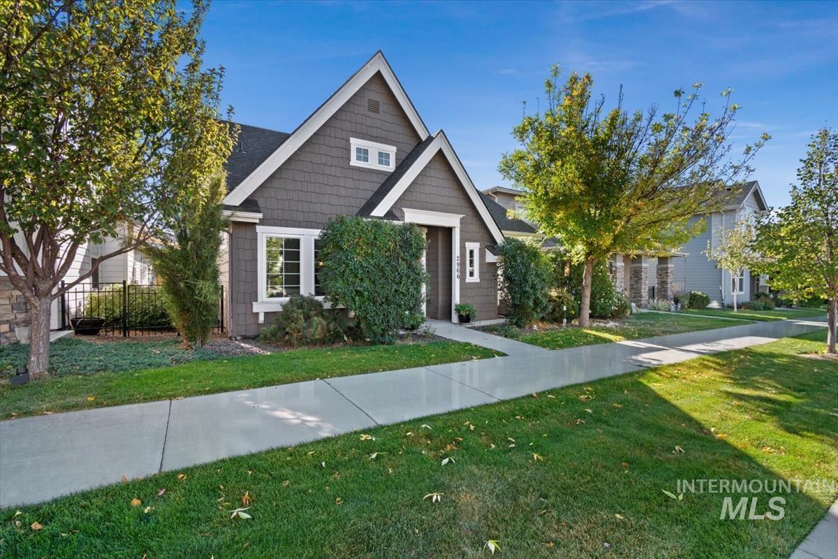 2966 S S Shadywood Way, Boise, Idaho 83716, 3 Bedrooms, 2.5 Bathrooms, Residential For Sale, Price $910,800,MLS 99004165