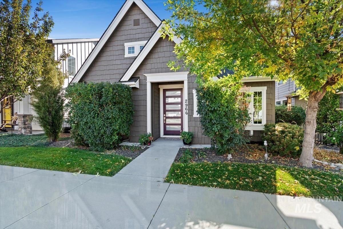 2966 S S Shadywood Way, Boise, Idaho 83716, 3 Bedrooms, 2.5 Bathrooms, Residential For Sale, Price $910,800,MLS 99004165