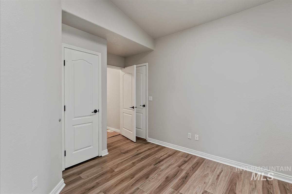 10217 N Blacktail Ave, Boise, Idaho 83714, 3 Bedrooms, 2 Bathrooms, Residential For Sale, Price $535,000, 99004167