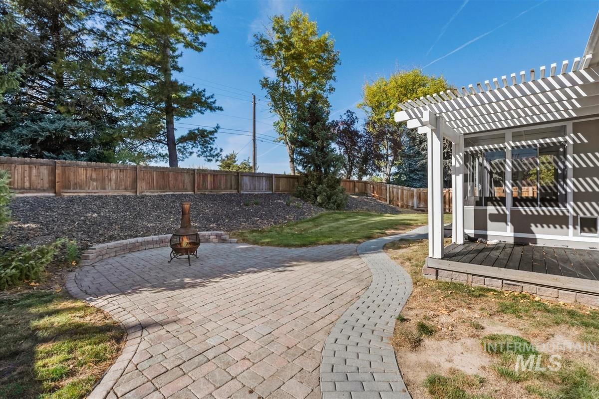 10217 N Blacktail Ave, Boise, Idaho 83714, 3 Bedrooms, 2 Bathrooms, Residential For Sale, Price $535,000, 99004167
