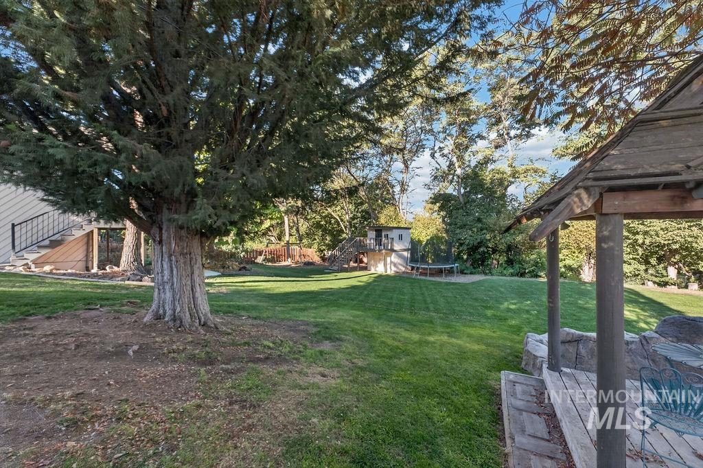 1810 Primrose Dr, Nampa, Idaho 83686, 4 Bedrooms, 2 Bathrooms, Residential For Sale, Price $670,000, 99004175