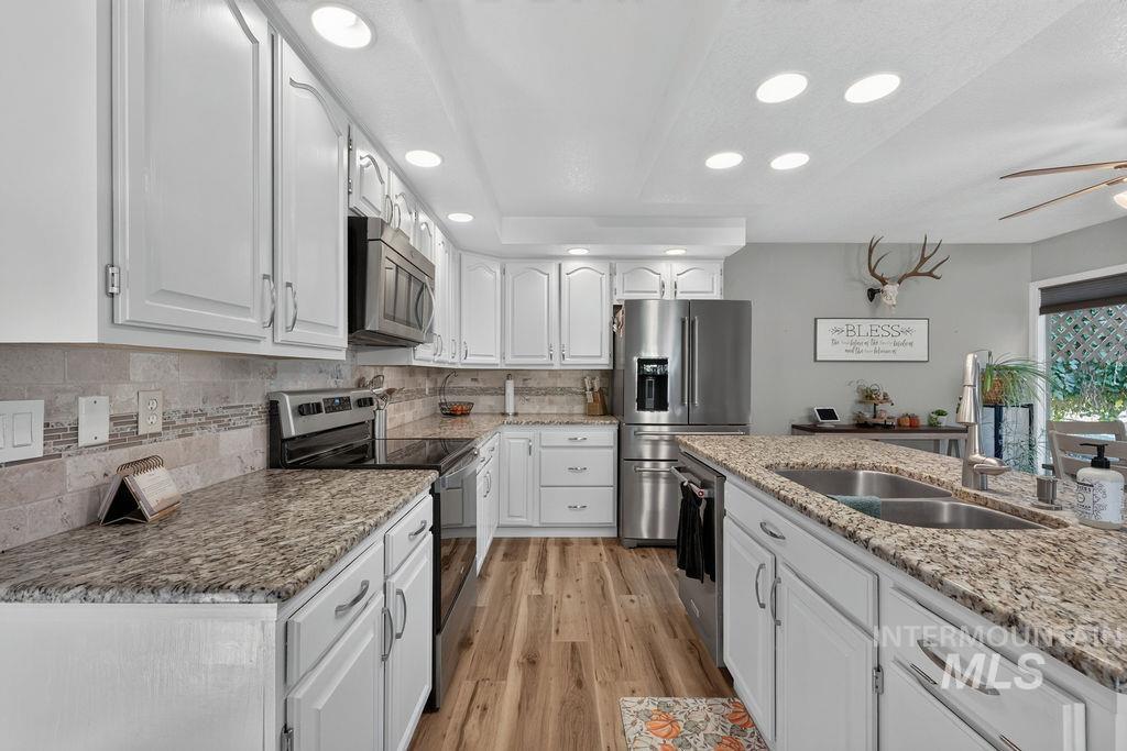 1810 Primrose Dr, Nampa, Idaho 83686, 4 Bedrooms, 2 Bathrooms, Residential For Sale, Price $670,000, 99004175
